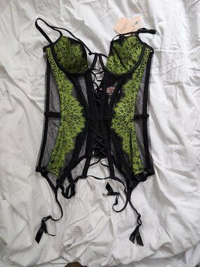Agent Provocateur Electra Basque NWT size 36B